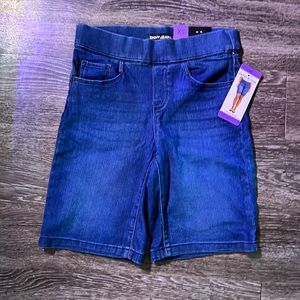 DKNY women’s Jean shorts